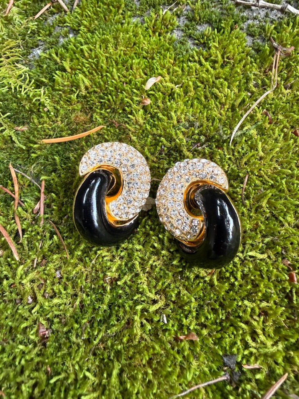 Vintage 1980s Christian Dior Black Enamel Crystal Twist Gold Pierced Earrings